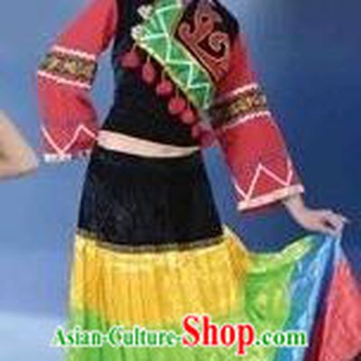 Traditional Chinese Yi Nationality Dancing Costume, Yi Female Folk Dance Ethnic Dress, Chinese Yi Minority Nationality Embroidery Costume for Women