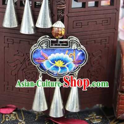 Traditional Chinese Miao Nationality Necklace, Hmong Folk Wedding Embroidery Sweater Chain, Chinese Minority Nationality Jewelry Accessories for Women