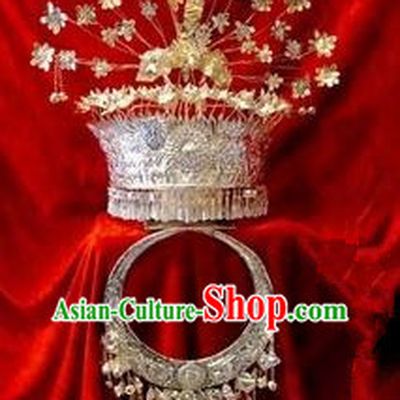 Traditional Chinese Miao Nationality Necklace, Hmong Folk Wedding Phoenix Silver Headwear, Chinese Minority Nationality Crown Jewelry Accessories Set for Women