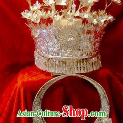 Traditional Chinese Miao Nationality Necklace, Hmong Folk Wedding Phoenix Silver Headwear, Chinese Minority Nationality Crown Jewelry Accessories Set for Women