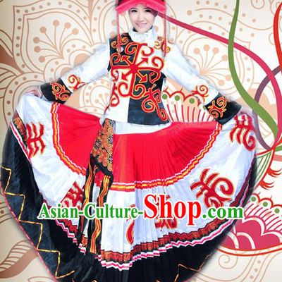 Traditional Chinese Qiang Nationality Dancing Costume, Qiangzu Female Folk Dance Ethnic Dress, Chinese Minority Qiang Nationality Embroidery Costume for Women
