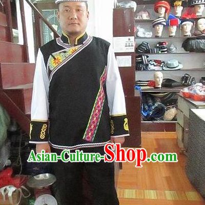 Traditional Chinese Miao Nationality Dancing Costume, Hmong Male Folk Dance Ethnic Dress, Chinese Minority Tujia Nationality Embroidery Costume for Men