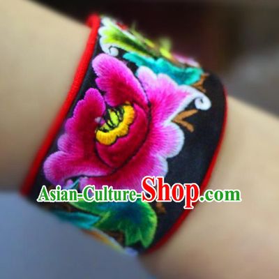 Traditional Chinese Miao Nationality Jewelry Accessories Bracelet, Hmong Ethnic Accessories Embroidery Bracelet for Women