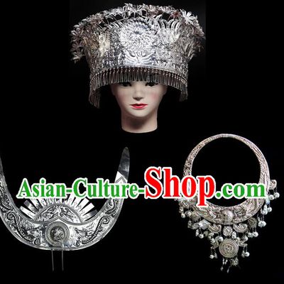 Traditional Chinese Miao Nationality Sliver Jewelry Accessories Necklace, Tujiazu Ethnic Accessories Headwear, Chinese Minority Tujia Nationality Hat Crown Set for Women