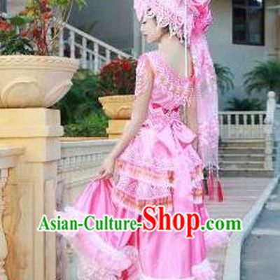 Traditional Chinese Miao Nationality Improved Costume, Hmong Luxury Female Folk Dance Ethnic Pleated Long Skirt, Chinese Minority Nationality Embroidery Costume for Women