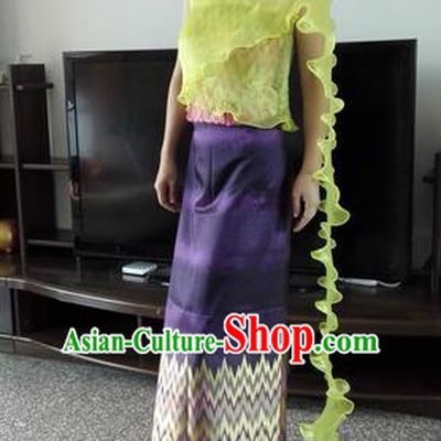 Traditional Asian Thai Wedding Costume Complete Set, Thai Wedding Black Fungus Edge Shawl, Thai Silk Fabrics Suit for Women