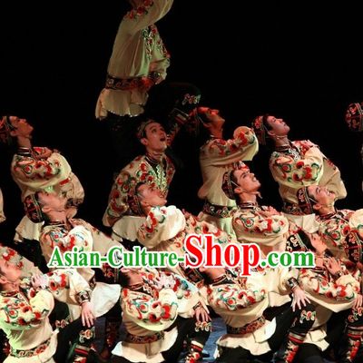 Chinese Folk Dance Costume and Headpieces for Men