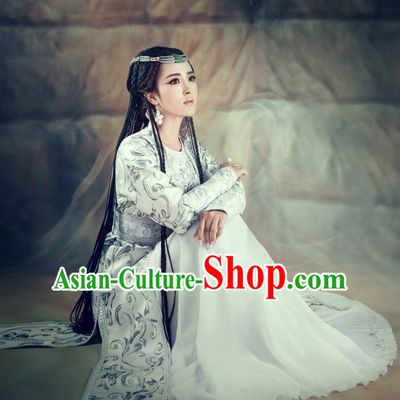 Chinese Ancient Swordswoman Costumes and Hair Jewelry Complete Set for Women