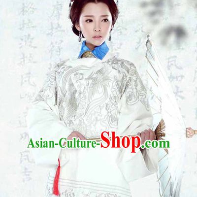 Chinese Ancient Ming Dynasty Empress Embroidered Clothing and Hair Jewelry Complete Set for Women