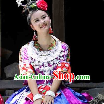 Chinese Folk Miao Ehtnic Clothing for Women