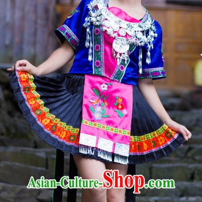 Chinese Folk Miao Ehtnic Clothing for Women