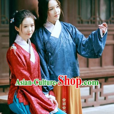 Red Ancient Chinese Ming Dynasty Clothing for Women