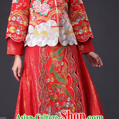 Traditional Chinese Red Wedding Dress for Brides
