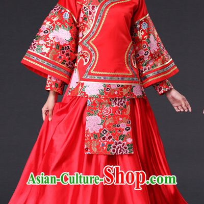 Traditional Chinese Red Wedding Dress for Brides
