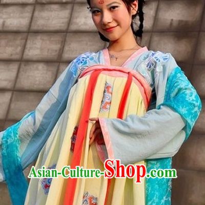Ancient Chinese Clothing Dress Garment and Hair Accessories Complete Set for Women