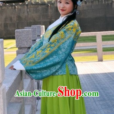 Ancient Chinese Clothing Dress Garment and Hair Accessories Complete Set for Women