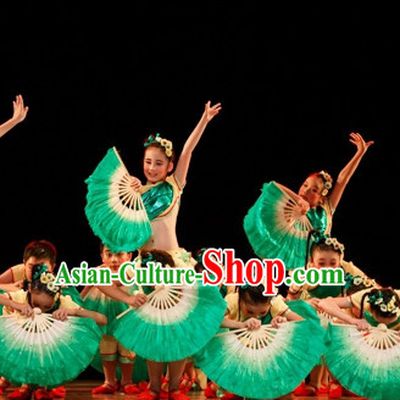 Chinese Folk Handmade White to Green Color Transition Dance Fans for Kids Children