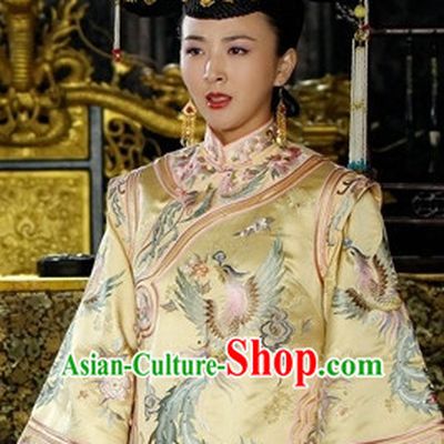 Qing Dynasty Chinese Embroidered Empress Robe and Headwear Complete Set for Women