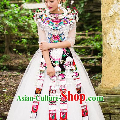 Chinese Hmong Girls Miao Nationality Ethnic Groups Wear Dresses Traditional Clothing for Women