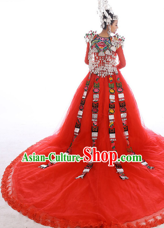 Chinese Ethnic Groups Wear Dresses Traditional Clothing for Women