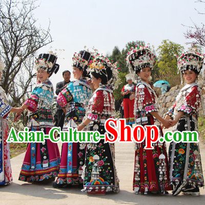 Chinese Hmong Girls Miao Nationality Ethnic Groups Wear Dresses Traditional Clothing for Women