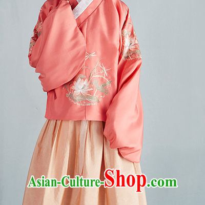 Chinese Ancient Ming Dynasty Beauty Garment Costumes and Hair Jewelry Complete Set for Women
