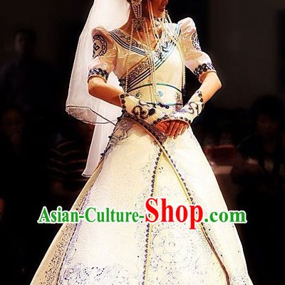 Traditional Chinese Mongolian Wedding Dresses Complete Set for Women