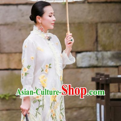 Chinese Classical Suzhou Style Female Dress and Umbrella Complete Set