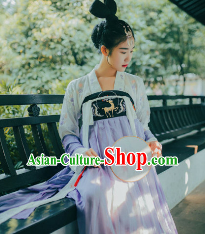 traditional wedding game cover children costume red costume wedding gown noble white wedding Dao prop court bow underwear traditional wedding game cover children costume red costume wedding gown noble white wedding Dao prop court bow underwear