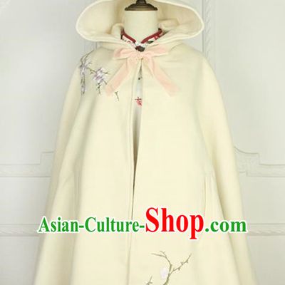 Traditional Classic Chinese Elegant Women Costume Hanfu Woolen Cloak, Restoring Ancient Embroider Plum Blossom Cape for Women
