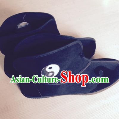 Traditional Chinese Wudang Taoist Supplies Boots Tai Chi Yin Yang Shoes Martial Arts Fabric Shoes for Men