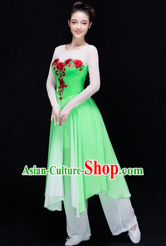 Traditional Chinese Yangge Fan Dancing Costume