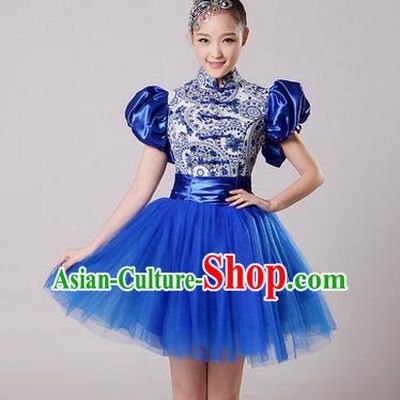 Traditional Chinese Classical Modern Dance Blue and White Porcelain Dress, Yangge Fan Dancing Costume Umbrella Dance Suits, Folk Dance Yangko Costume for Women