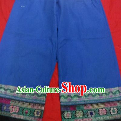 Traditional Chinese Miao Nationality Dancing Costume, Hmong Female Folk Dance Ethnic Pants, Chinese Minority Nationality Handmade Embroidery Trousers for Women