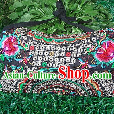 Traditional Chinese Miao Nationality Palace Handmade Single-Sided Embroidery Peony Handbag Hmong Handmade Embroidery Canvas Messenger Bags for Women
