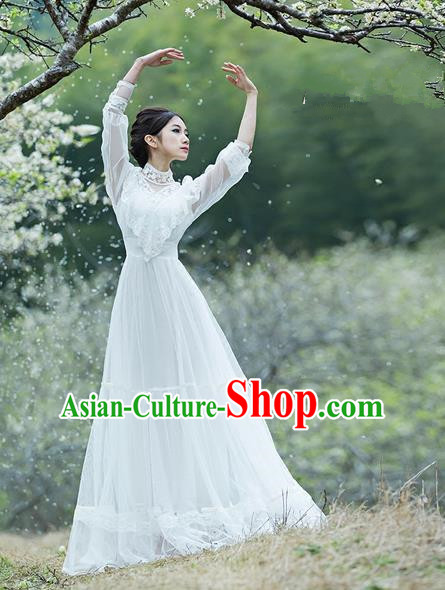 Traditional Classic White Silk Pajamas Heavy Lace Embroidery Evening Dress Restoring Garment Skirt Braces Skirt Traditional Classic White Silk Pajamas Heavy Lace Embroidery Evening Dress Restoring Garment Skirt Braces Skirt