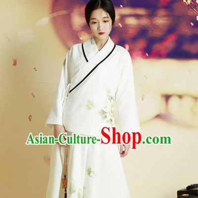 Traditional Chinese Female Costumes, Chinese Acient Clothes, Chinese Cheongsam, Tang Suits Slant Opening Plate Buttons Blouse for Women