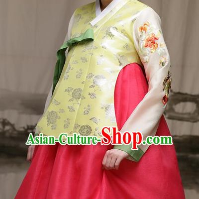 Traditional Korean Costumes Imperial Palace Lady Wedding Golden Blouse and Red Dress, Asian Korea Hanbok Court Bride Embroidered Clothing for Women
