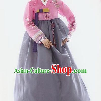 Traditional Korean Costumes Palace Lady Formal Attire Ceremonial Pink Blouse and Grey Dress, Asian Korea Hanbok Bride Embroidered Clothing for Women