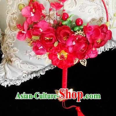 Traditional Handmade Chinese Ancient Wedding Catwalks Round Fans, Hanfu Palace Lady Bride Red Flowers Mandarin Fans for Women