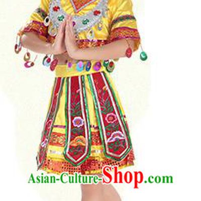 Traditional Chinese Miao Nationality Dance Costume, Hmong Children Folk Dance Ethnic Pleated Skirt Embroidery Yellow Clothing for Kids