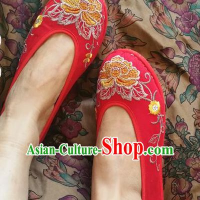 Traditional Chinese National Embroidered Shoes Handmade Red Shoes, China Hanfu Embroidery Flowers Wedding Shoes for Women