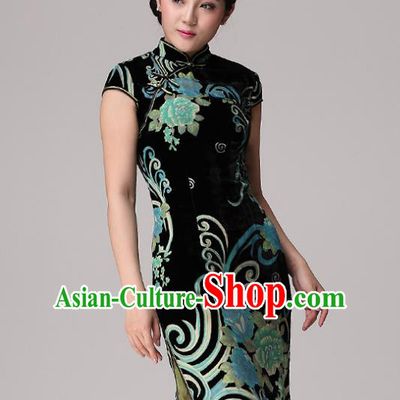 Traditional Chinese National Costume Elegant Hanfu Velvet Green Cheongsam, China Tang Suit Plated Buttons Chirpaur Dress for Women