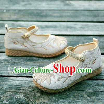 Traditional Chinese National Embroidered Shoes Beige Linen Shoes, China Handmade Hanfu Embroidery Lotus Flowers Shoes for Kids