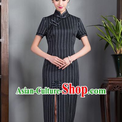 Asian Republic of China Young Lady Retro Plated Buttons Black Woolen Cheongsam, Traditional Chinese Wedding Qipao Tang Suit Dress for Women