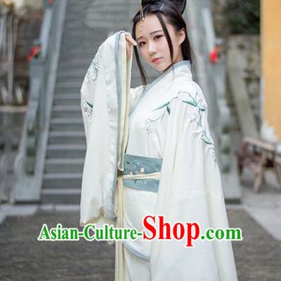 Asian China Han Dynasty Princess Costume Embroidered Curve Bottom, Traditional Ancient Chinese Palace Lady Embroidery Clothing for Women
