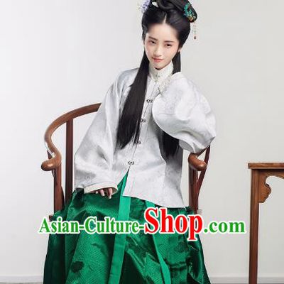 Traditional Chinese Ancient Costume Princess Embroidered Blouse and Green Skirt, Asian China Ming Dynasty Nobility Lady Hanfu Clothing for Women