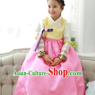 Traditional Korean National Handmade Formal Occasions Girls Embroidery Hanbok Costume Yellow Blouse and Pink Dress for Kids