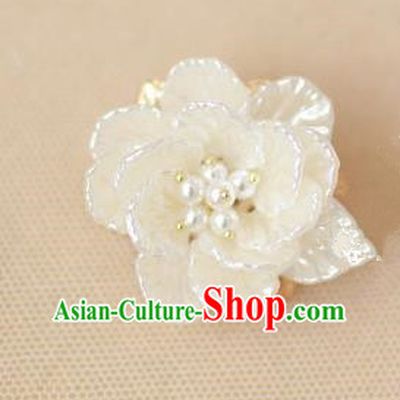 Traditional Korean Accessories White Shell Flower Brooch for Women