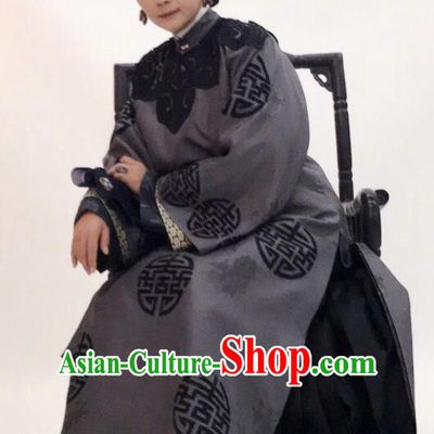 Story of Yanxi Palace Traditional Chinese Qing Dynasty Manchu Dowager Countess Embroidered Costume for Women